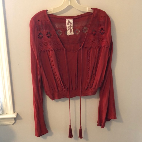 Long Sleeve Crop Top - Picture 2 of 2